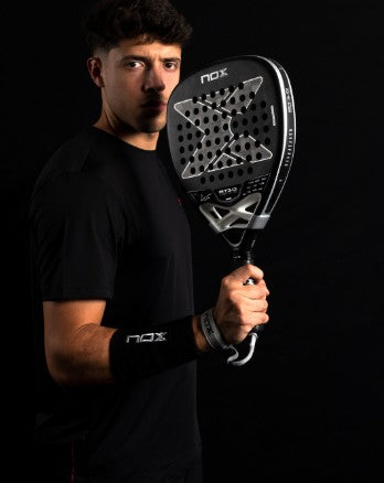 Nox AT10 Luxury Genius ATTACK 18K Alum 2026 - Agustín Tapia